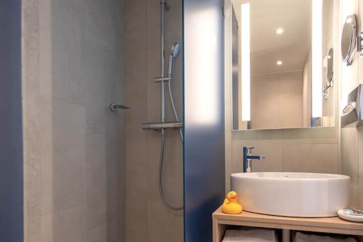 Bathroom Interior Photo
