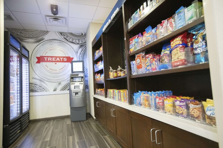 Snack bar