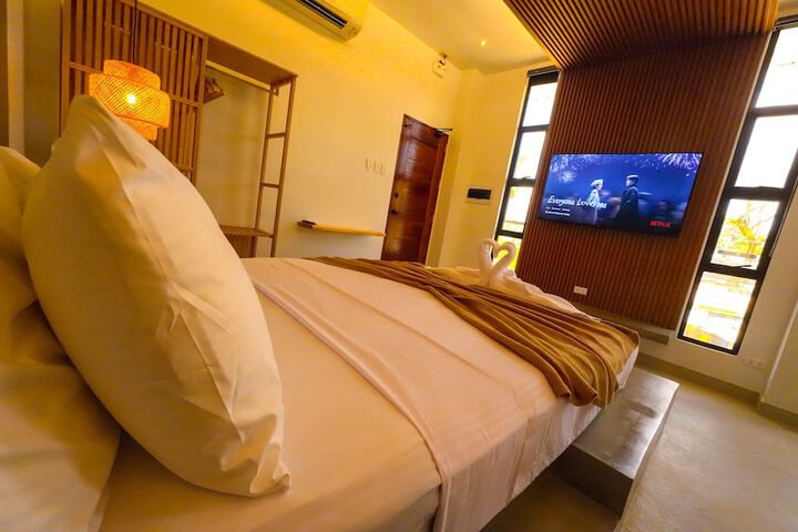 Room 16 of 56