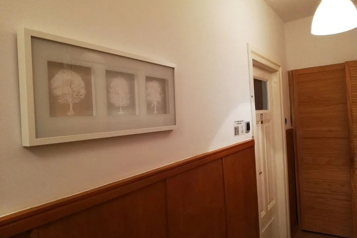 Room 12 of 20