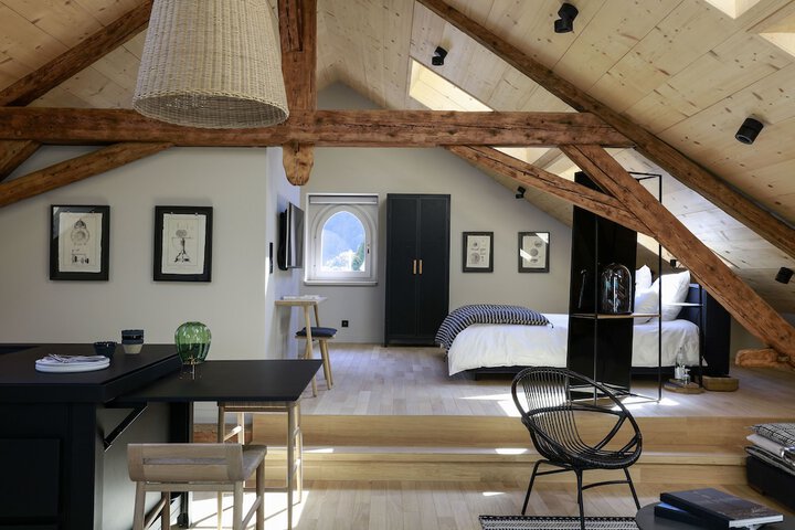 Room 6 of 58
