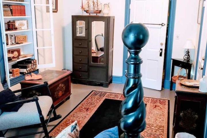 Room 5 of 53