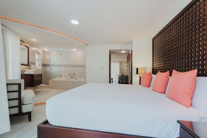 Room 63 of 270