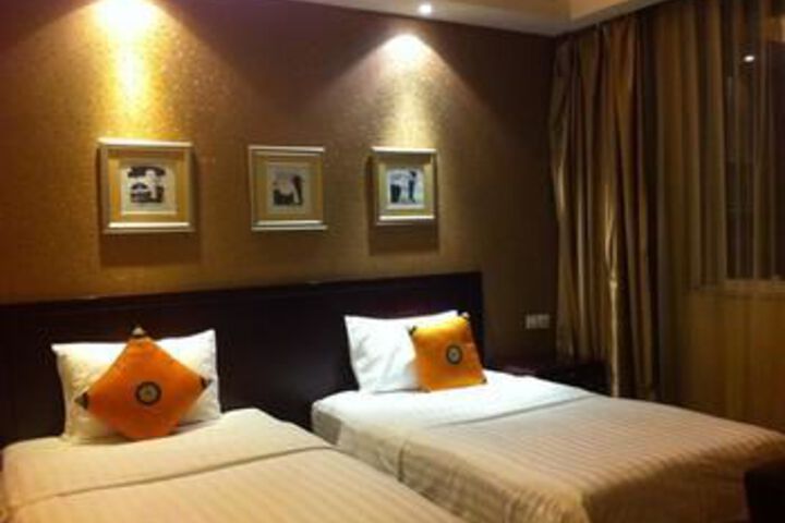 Room 14 of 50