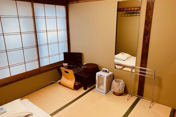 Room 6 of 55