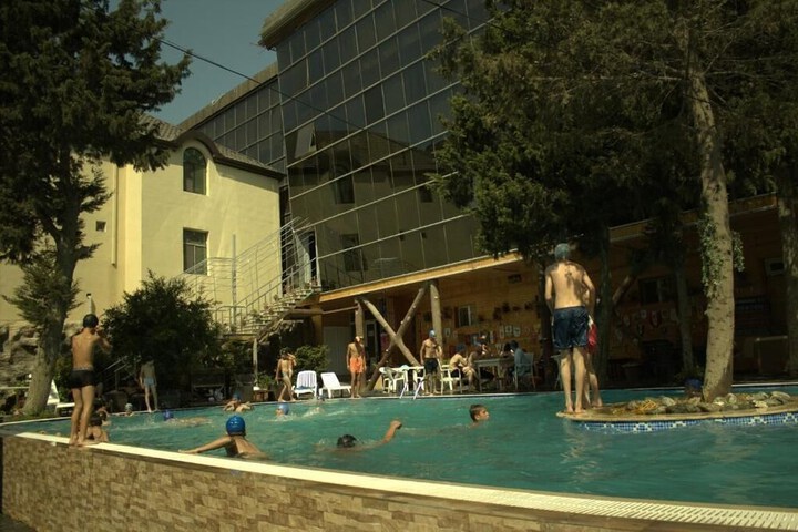 Pool 37 of 54