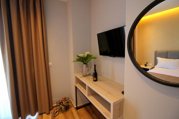 Room 7 of 52