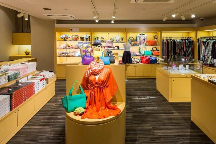 Gift Shop 23 of 40
