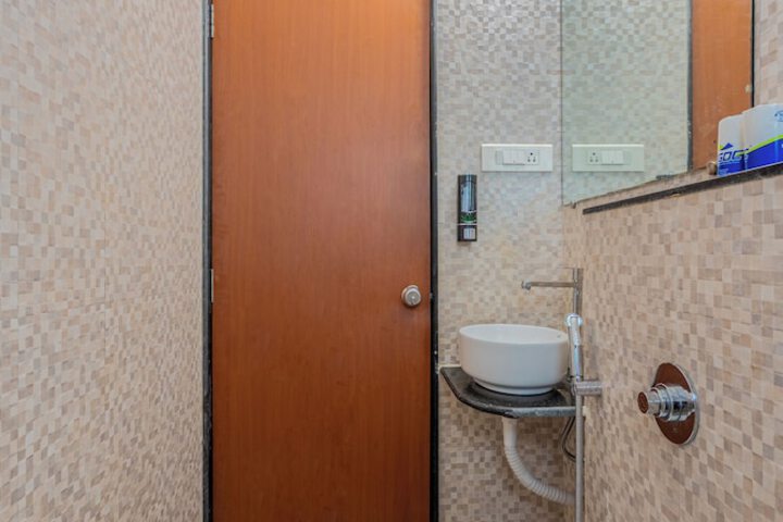 Room 29 of 47