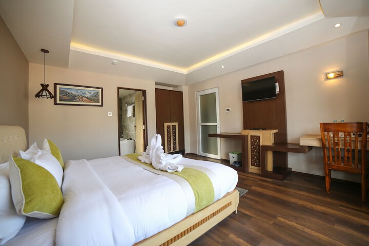 Room 16 of 31