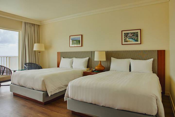 Room 43 of 226