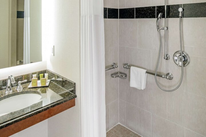 Bathroom shower
