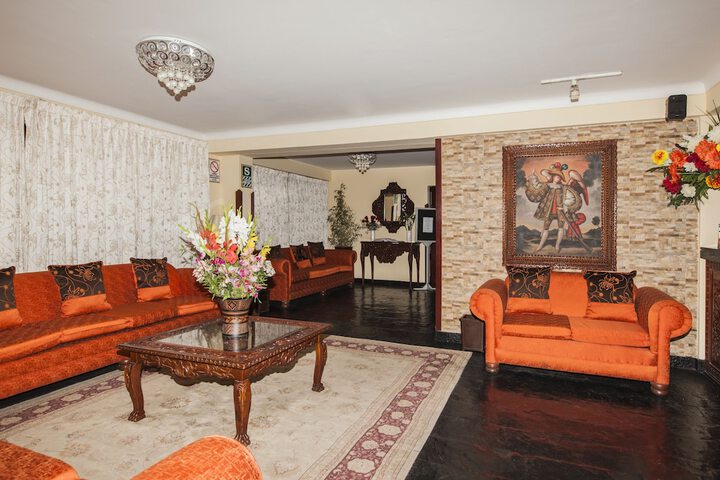 Guest Lobby