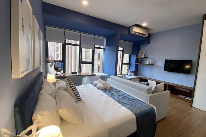 Room 48 of 73