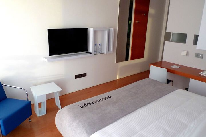 Room 9 of 58