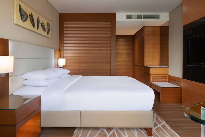 Room 16 of 75