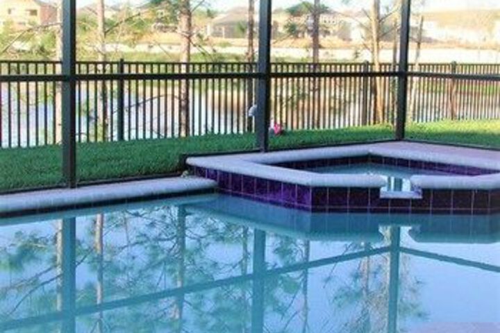 Pool 17 of 21