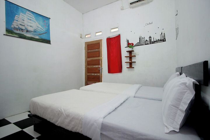 Room 10 of 22