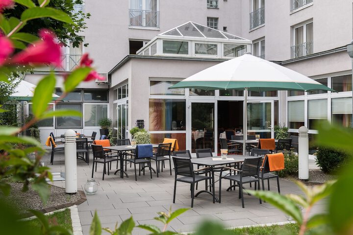 Terrace/Patio 40 of 43