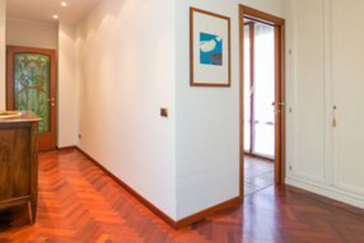 Room 19 of 59
