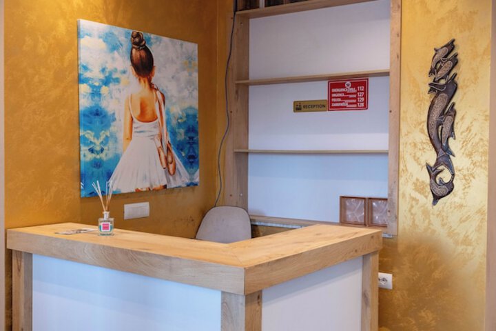 Hotel Interior 15 of 129
