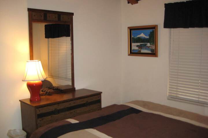 Room 18 of 104