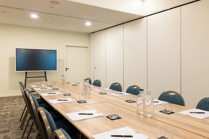 Meeting 121 of 152
