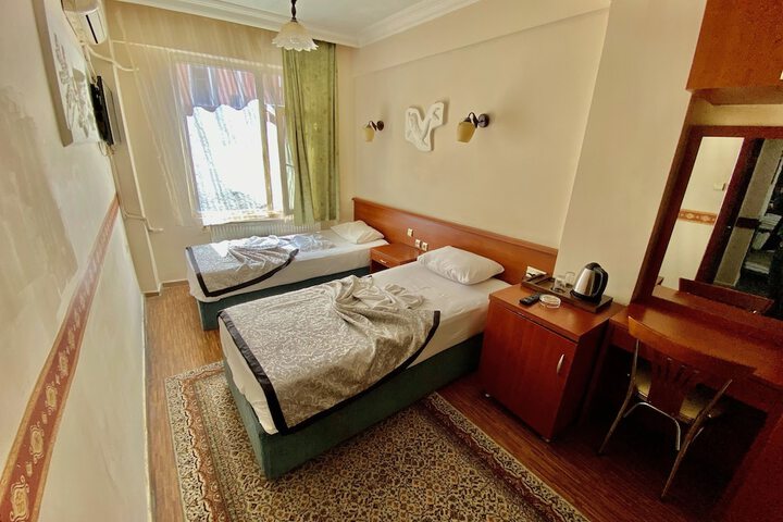 Room 29 of 36