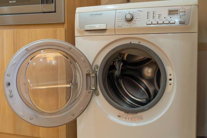 Laundry 105 of 184