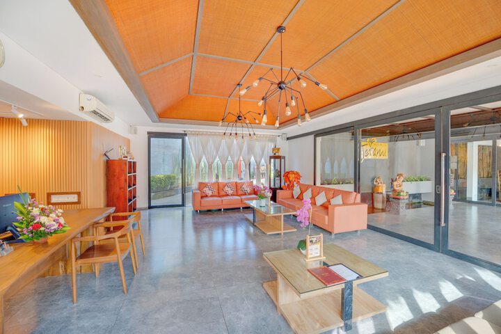 Lobby Photos