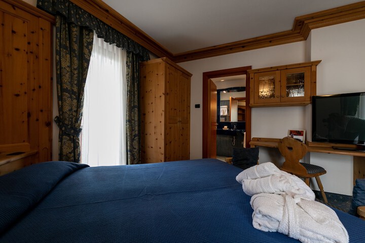 Room 21 of 104