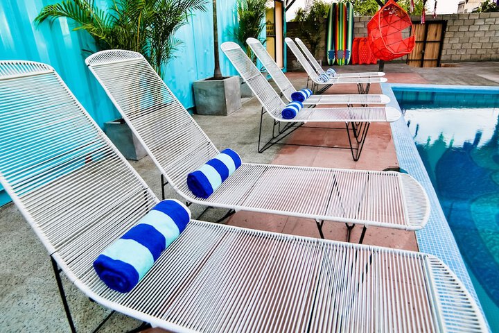 Pool 44 of 122