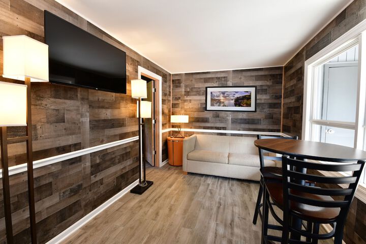 Room 74 of 143