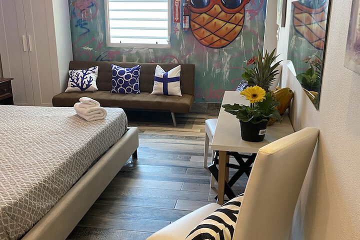 Room 48 of 64