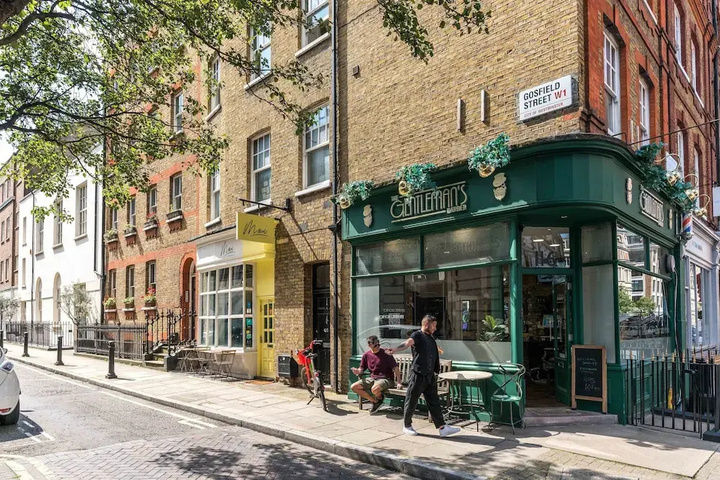Photo of Styled 2Bed2Bath Duplex + Patio near Oxford Circus