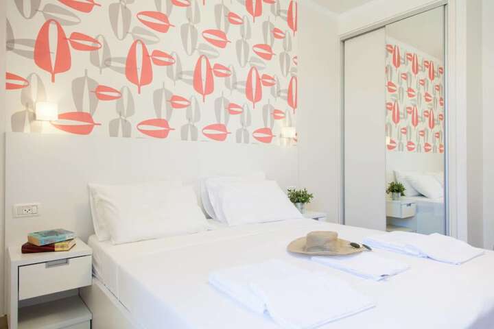 Room 9 of 57