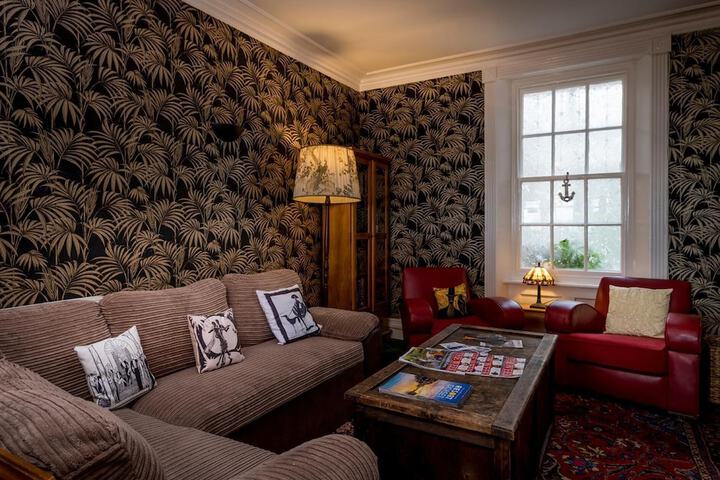 Room 26 of 53