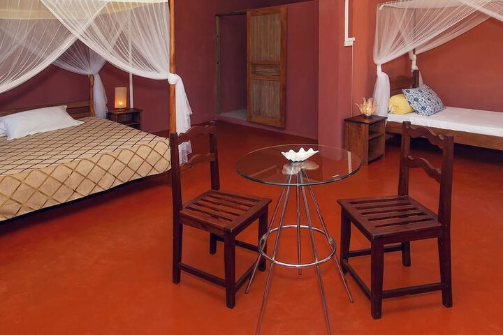 Room 11 of 29