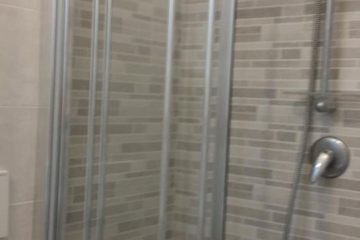 Room 10 of 40