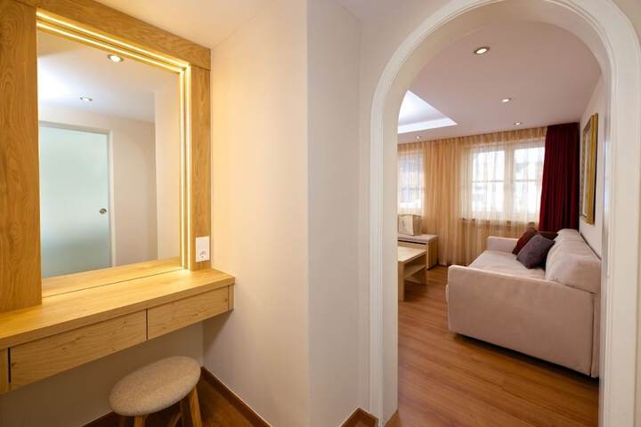 Room 19 of 41