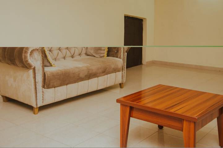 Room 5 of 27