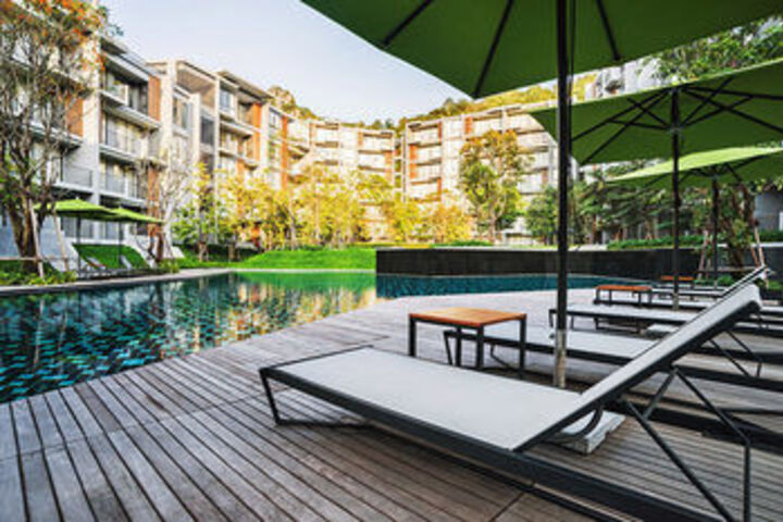 Pool 56 of 61