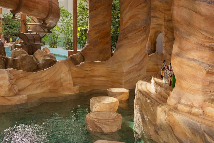 Pool 82 of 95