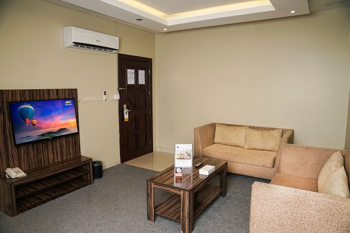 Room 16 of 27