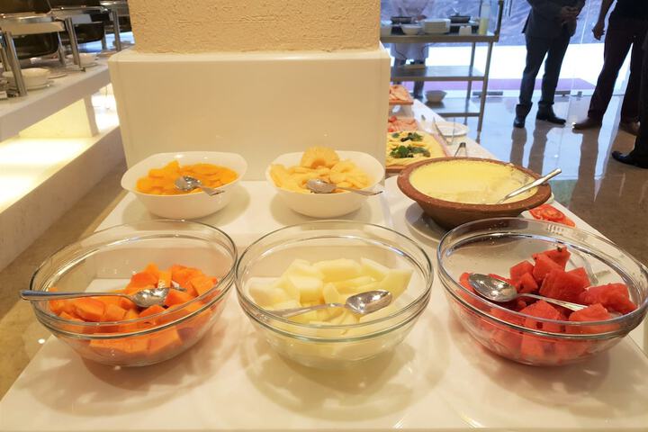 Dining 92 of 119