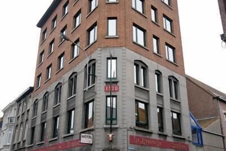 De Bonte Os Hotel &  Tower in Roeselare