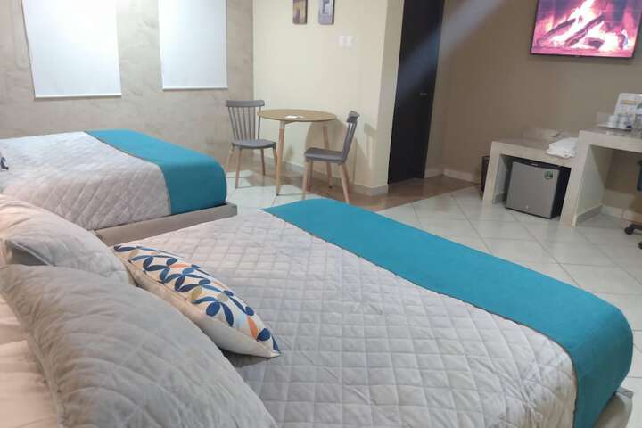 Room 9 of 23