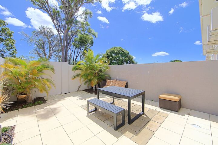 Terrace/Patio 11 of 21