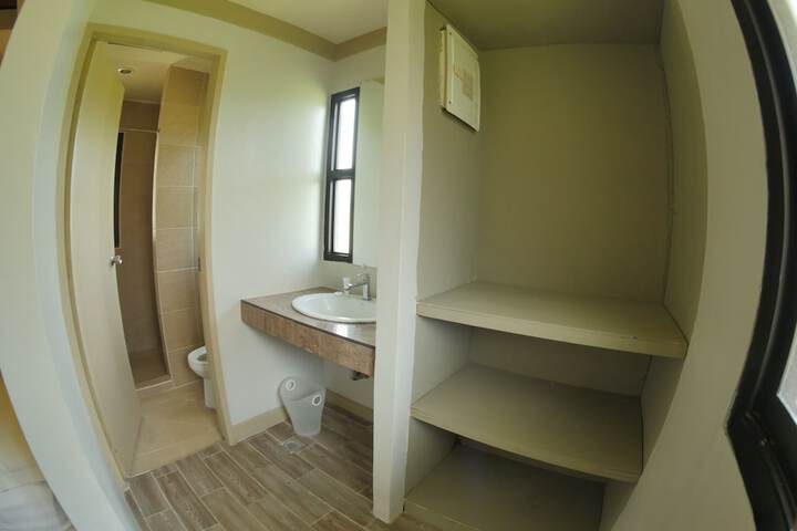Room 15 of 23