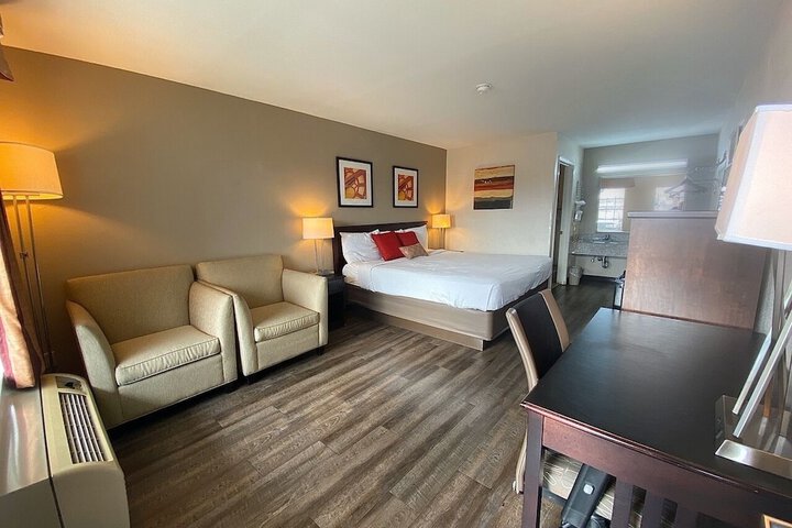 Standard | King Bed (15 of 15)